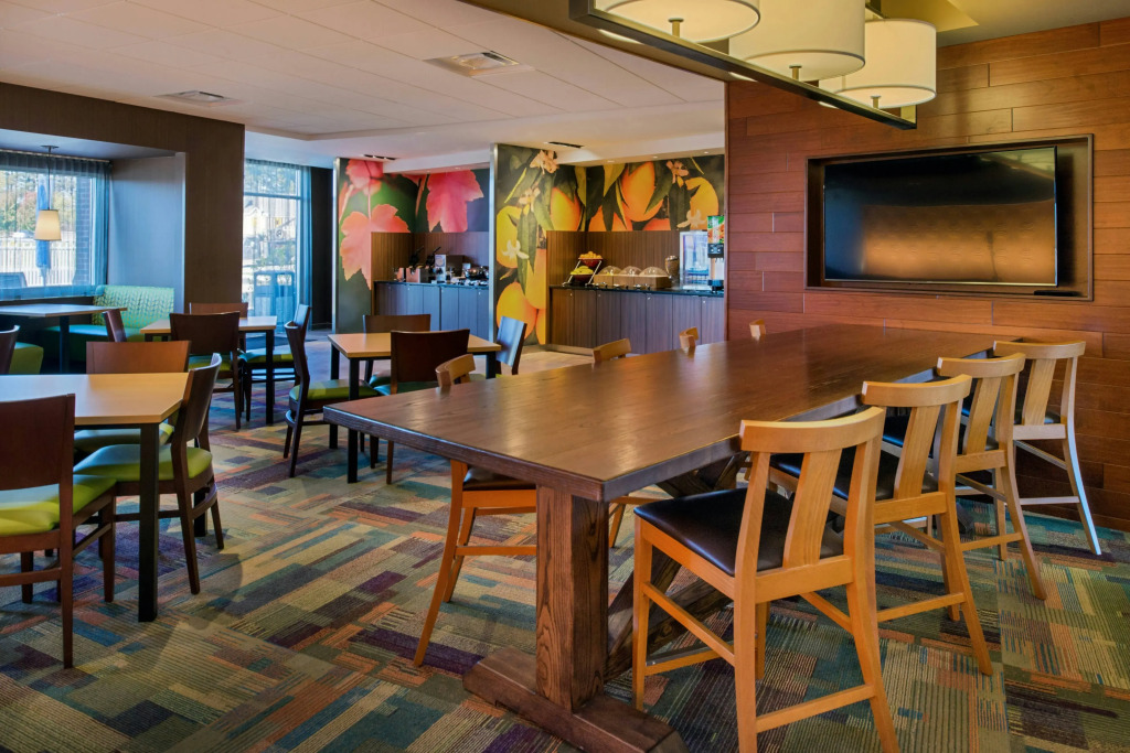 Fairfield Inn & Suites by Marriott Akron Stow