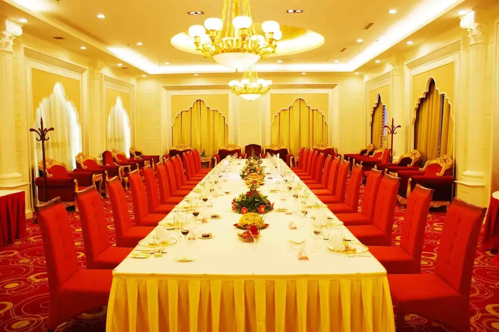 Excemon Xinjiang Yilite Hotel