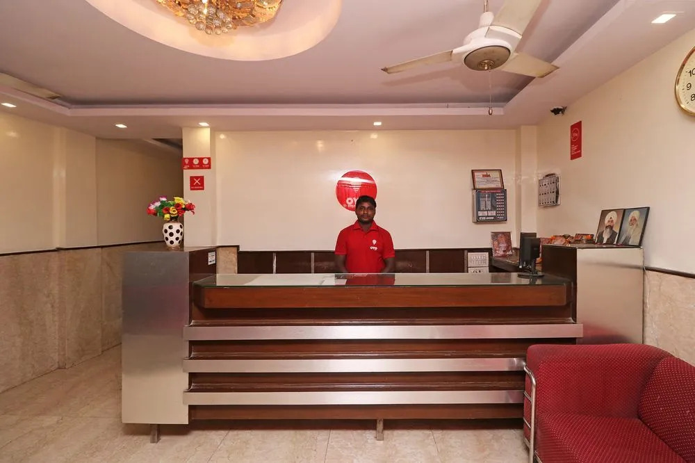 OYO 5494 Hotel Odeon Continental