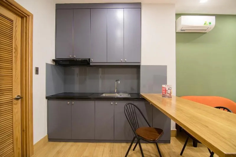 Reddoorz Plus Near Cau Ong Lanh