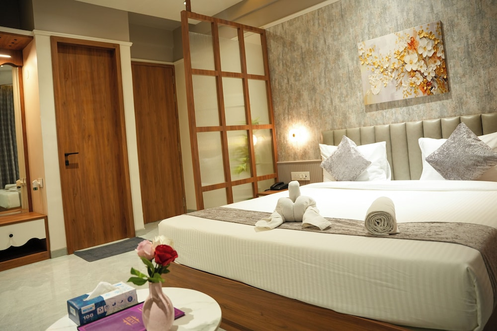 Hotrel Regency Grand