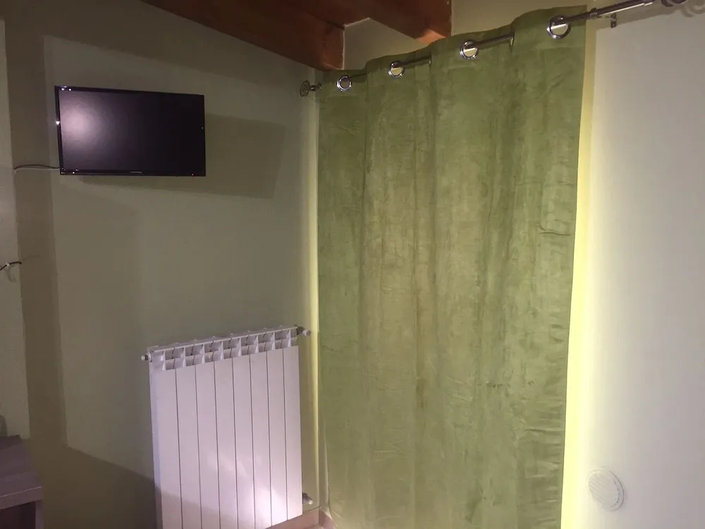 Milan Hotel - Hostel
