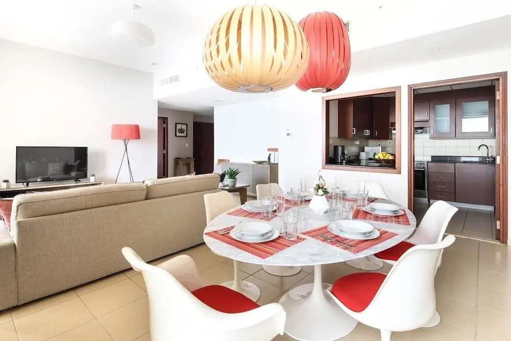 Full Sea View! Gorgeous 2BR in JBR - Sleeps 6!