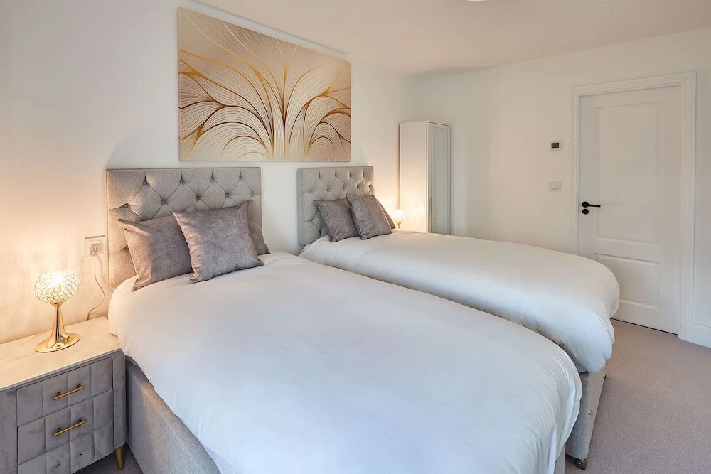 Host Stay Oxford House