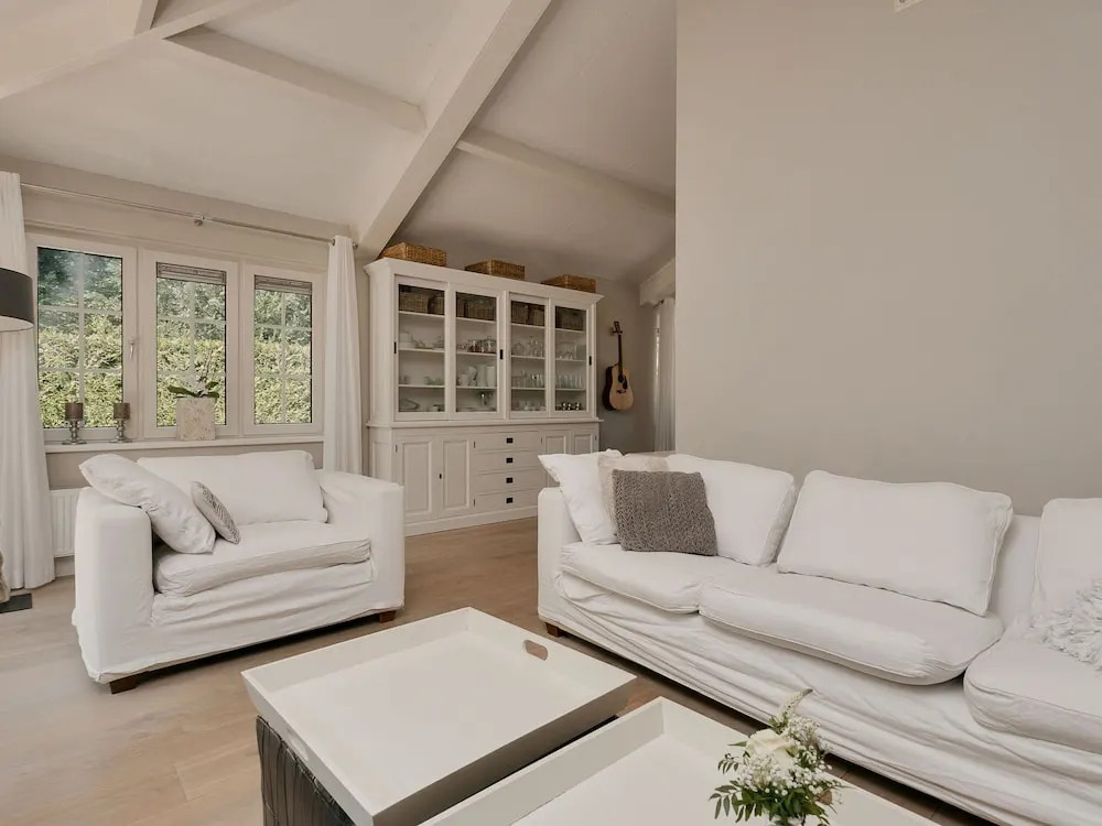 Modern Holiday Home in Putten with Hot Tub