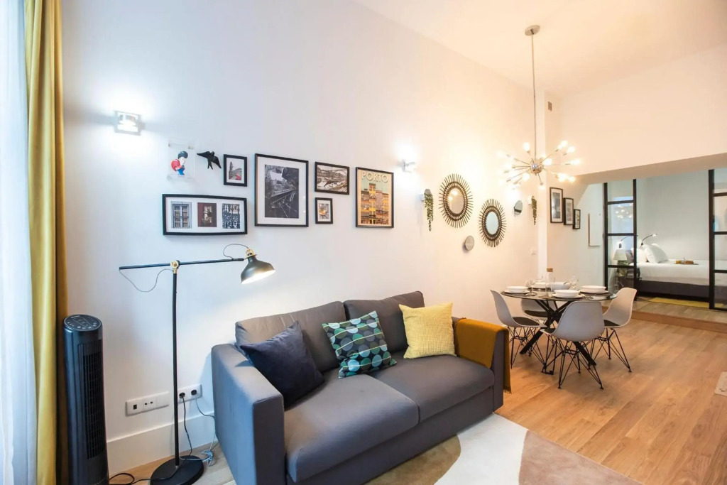Elegant & Bright Flat by LovelyStay