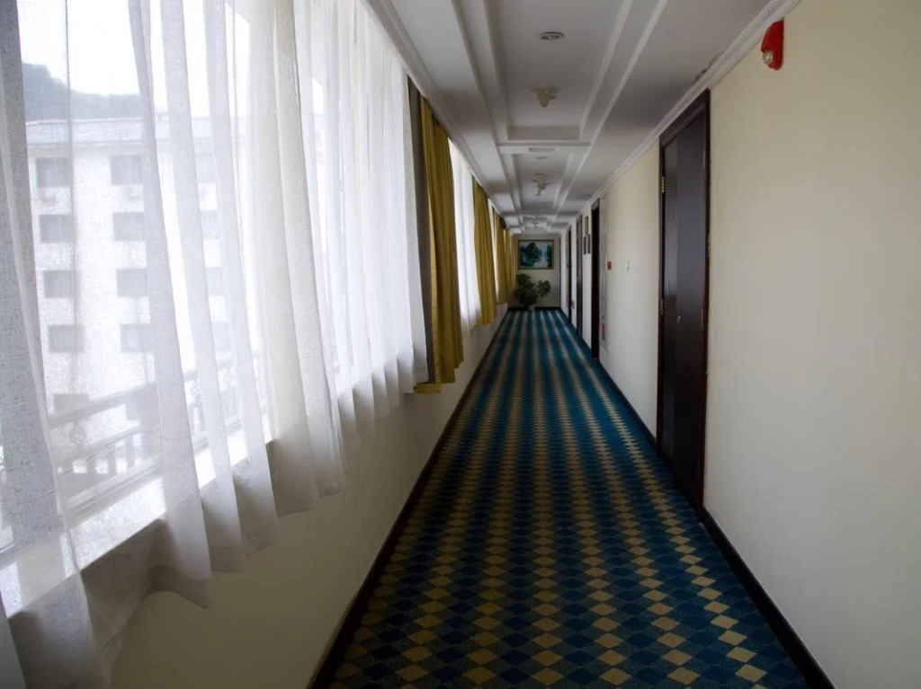 Sovereign Hotel