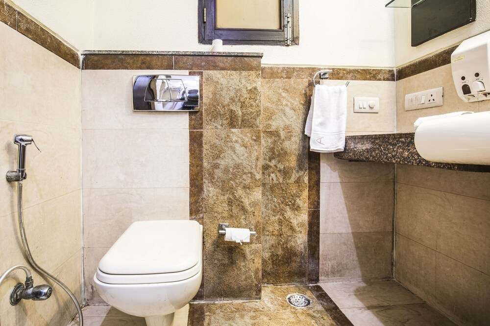 Stallen Suites Nehru Place by FabHotels