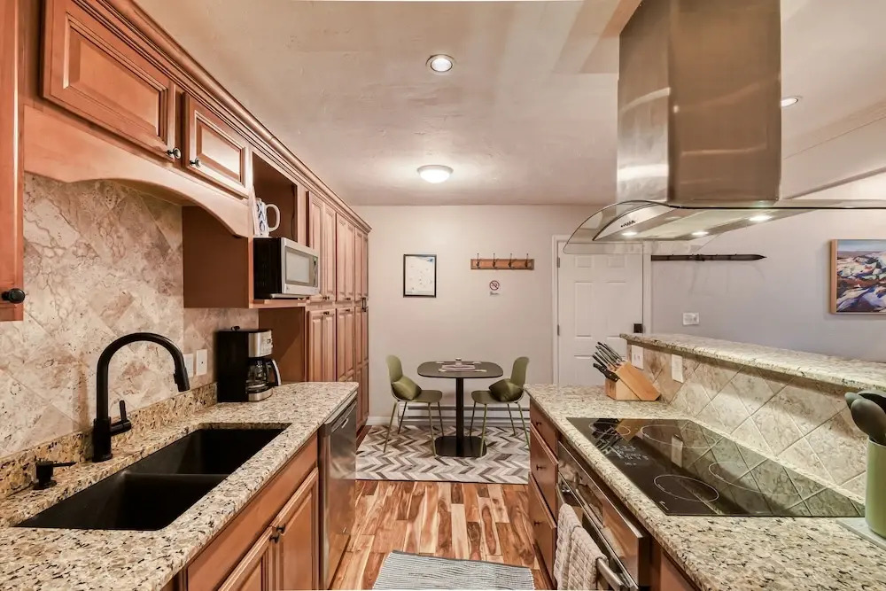 E309 W Beaver Creek Blvd 2 Bedroom Condo