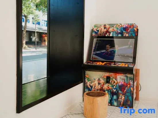 Light and wind ROOF Tangquan House (OMG Heartbeat Park Store)