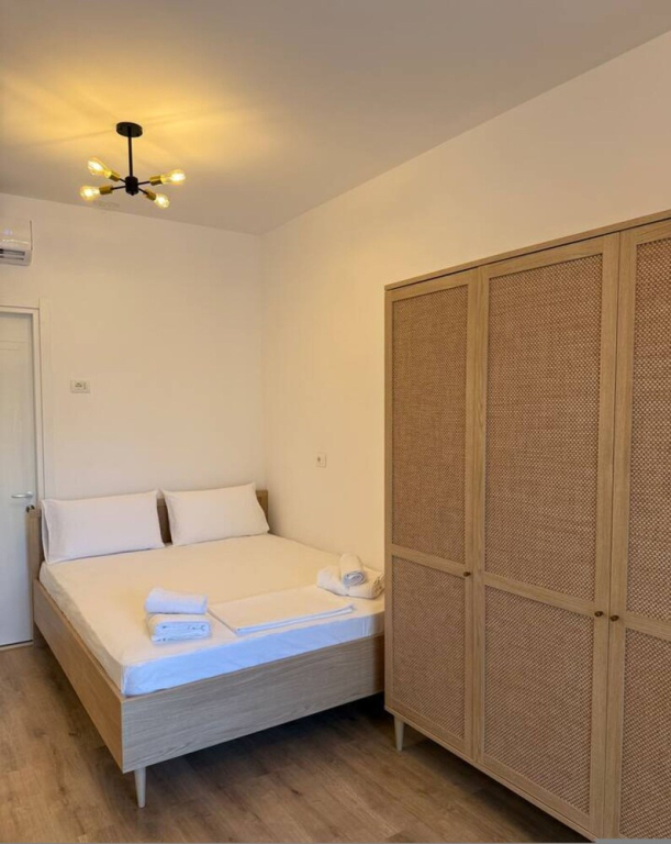 Noon Properties 3 Beachside Studio in Dh rmi