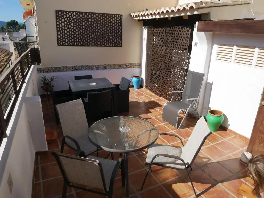 No.5b - Lovely Studio Apt with A/C in the Centre of the Old Town