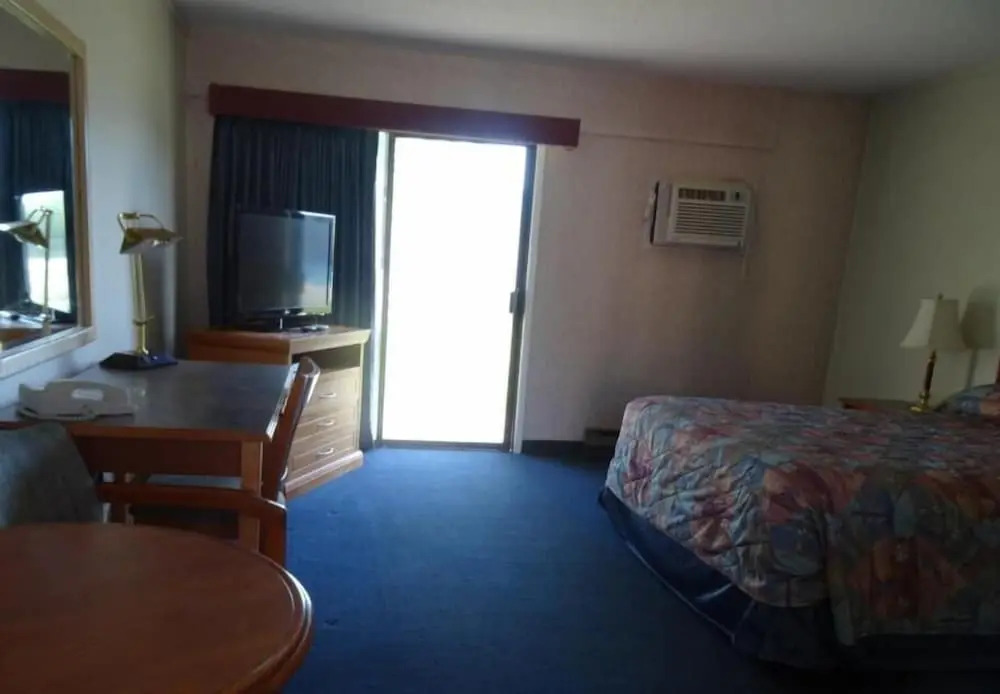 Hospitality Inn