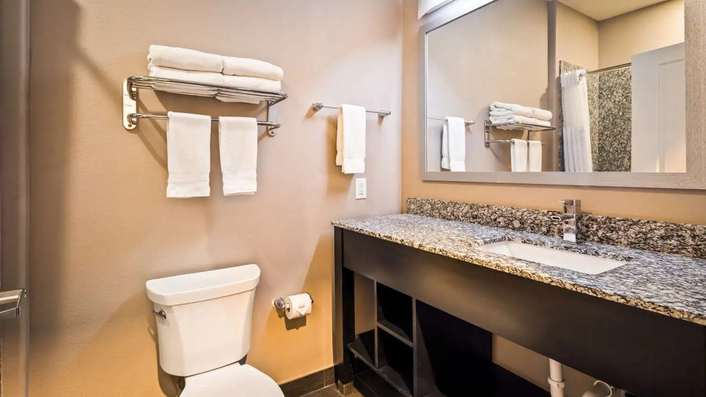 Best Western Plus Dilley Inn & Suites