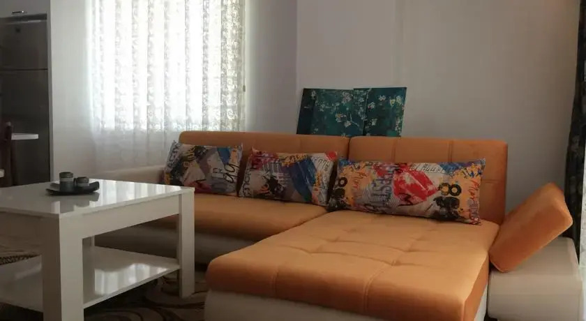 Riverstar Apartment