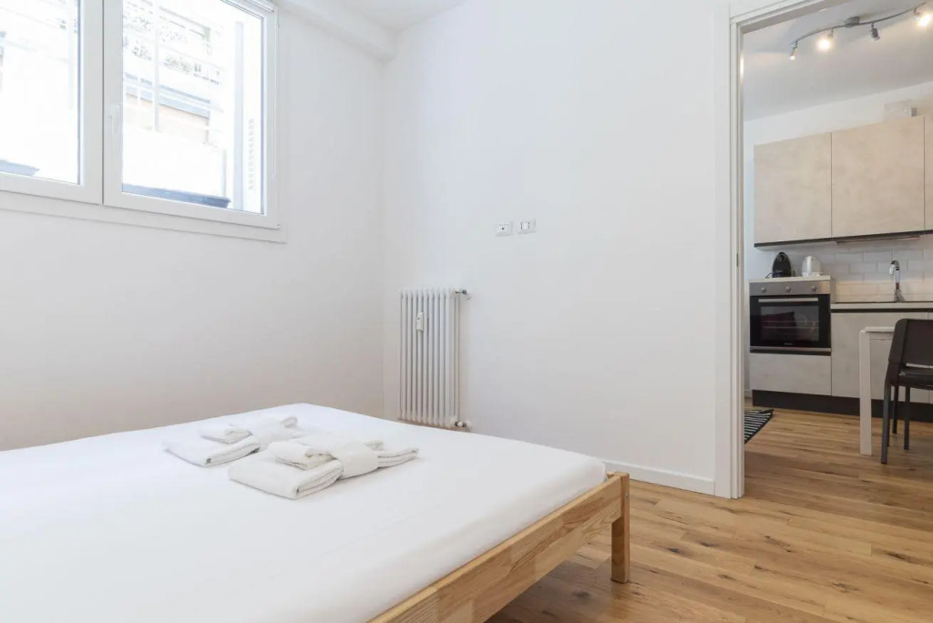 Fra Bartolomeo · Renovated flat close to navigli - A.C. - WiFi