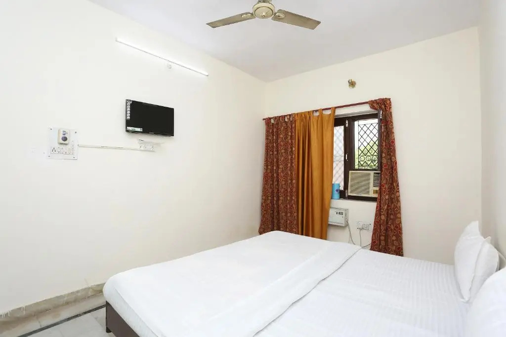 Ashwani Lodge by OYO Rooms