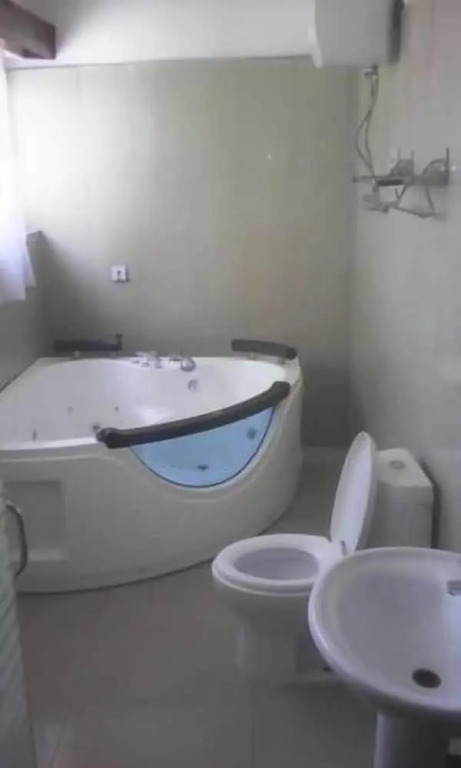 Zenith Hotel