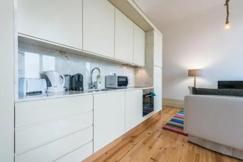 TPC Yellow Tiles Apartment