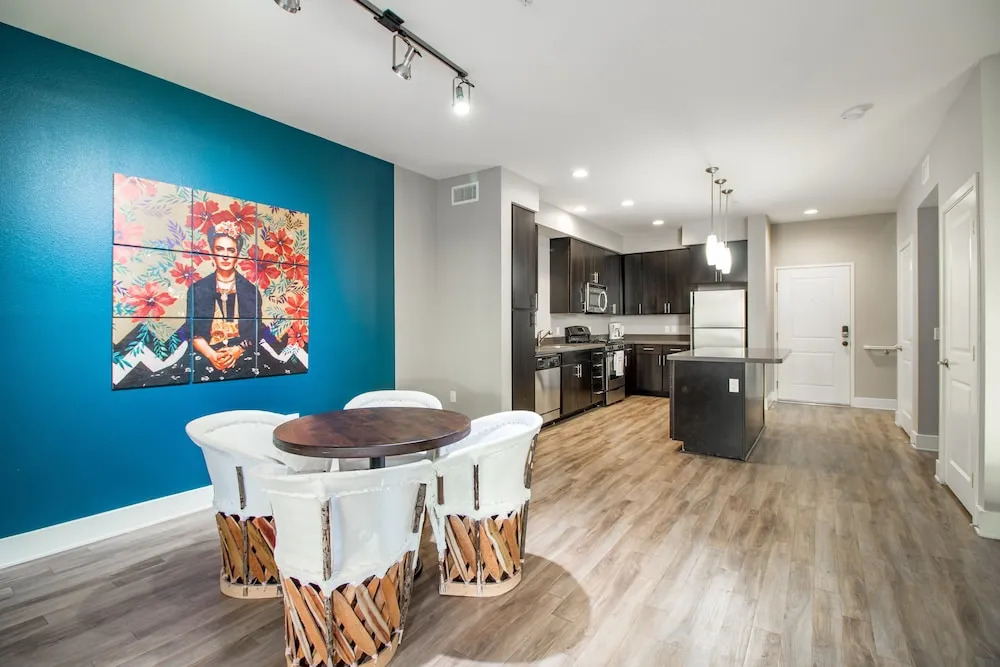 Luxe Apts in Mission Valley by WanderJaunt
