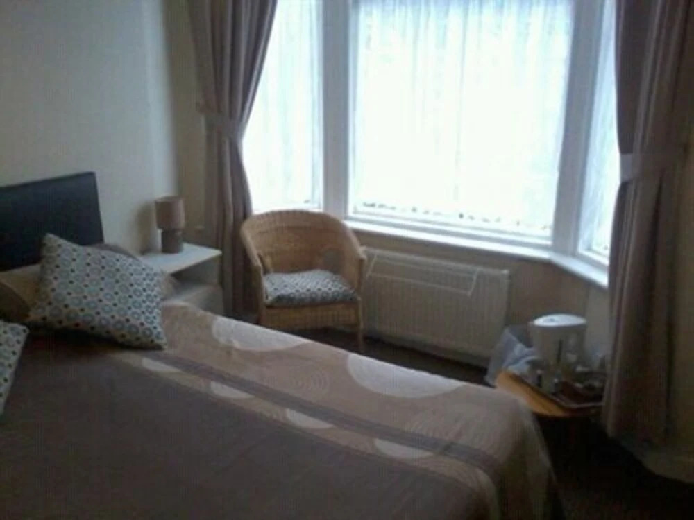 Aartswood Guest House