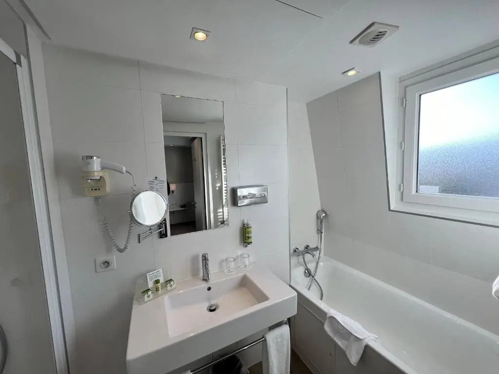 Holiday Inn Paris-Auteuil by IHG