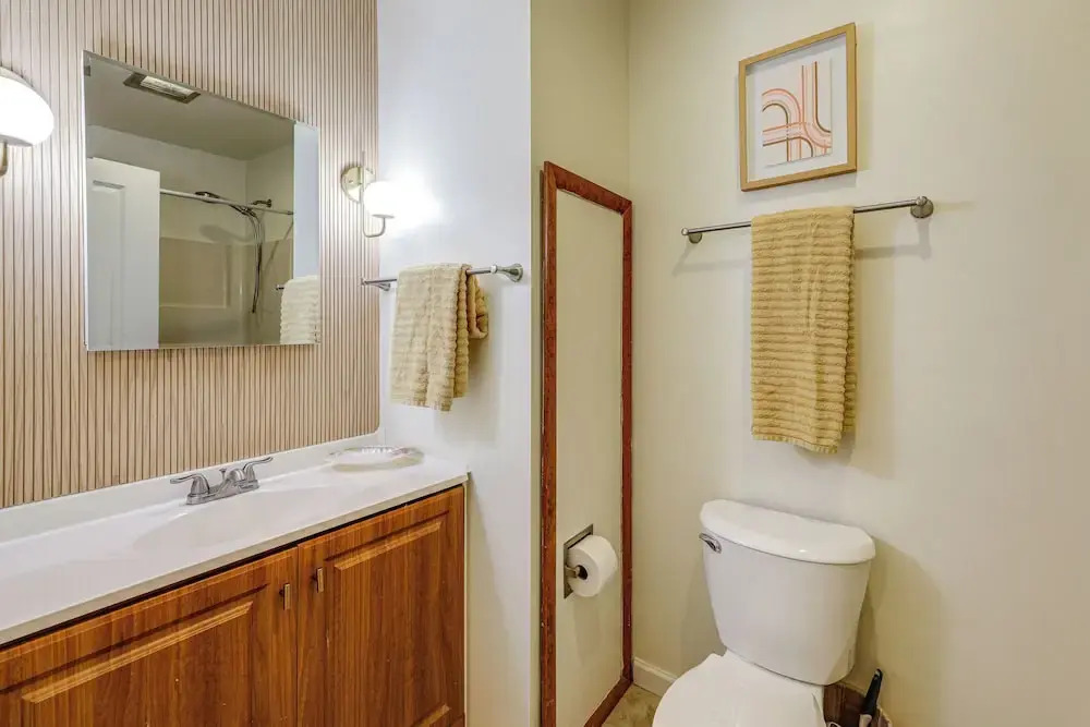 8 Mi to Ocean City: Warm & Cozy 3BR Family Home