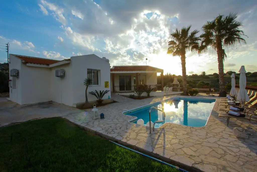 Theos Club Villas 3