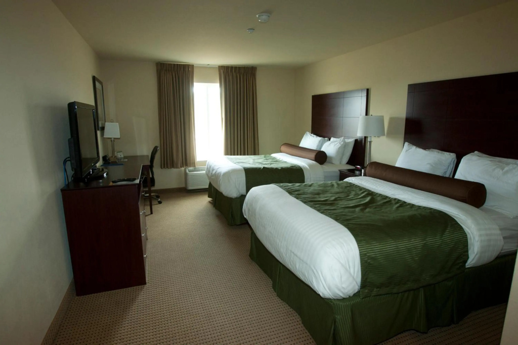 Cobblestone Inn & Suites - Carrington