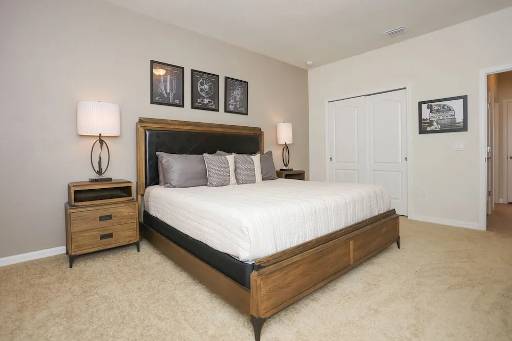 Conveniently Located Near Disney - Family Friendly