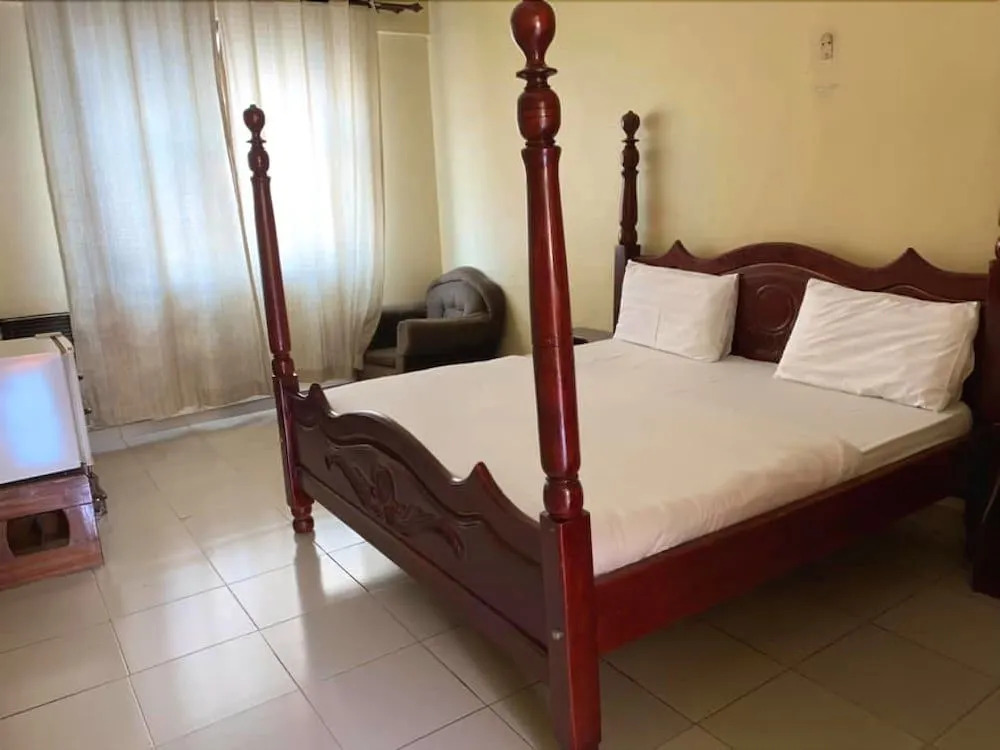 Jeliza Hotel