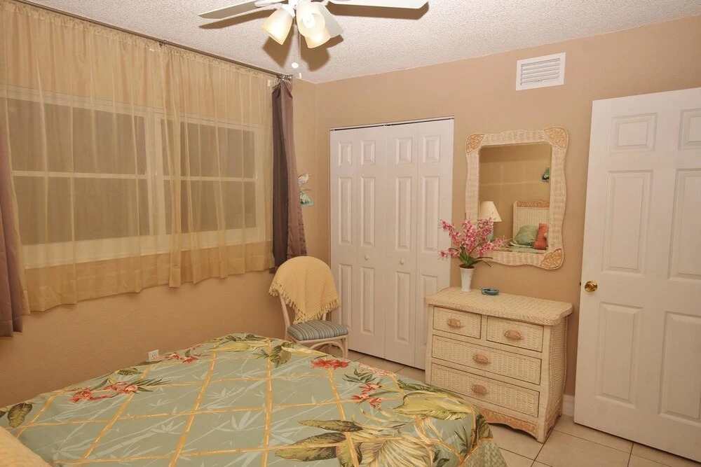 Sea Coast Gardens III 301 Apartment 2