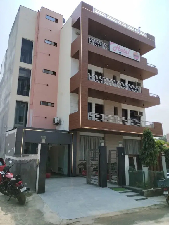 Hotel Rajvansh Palace