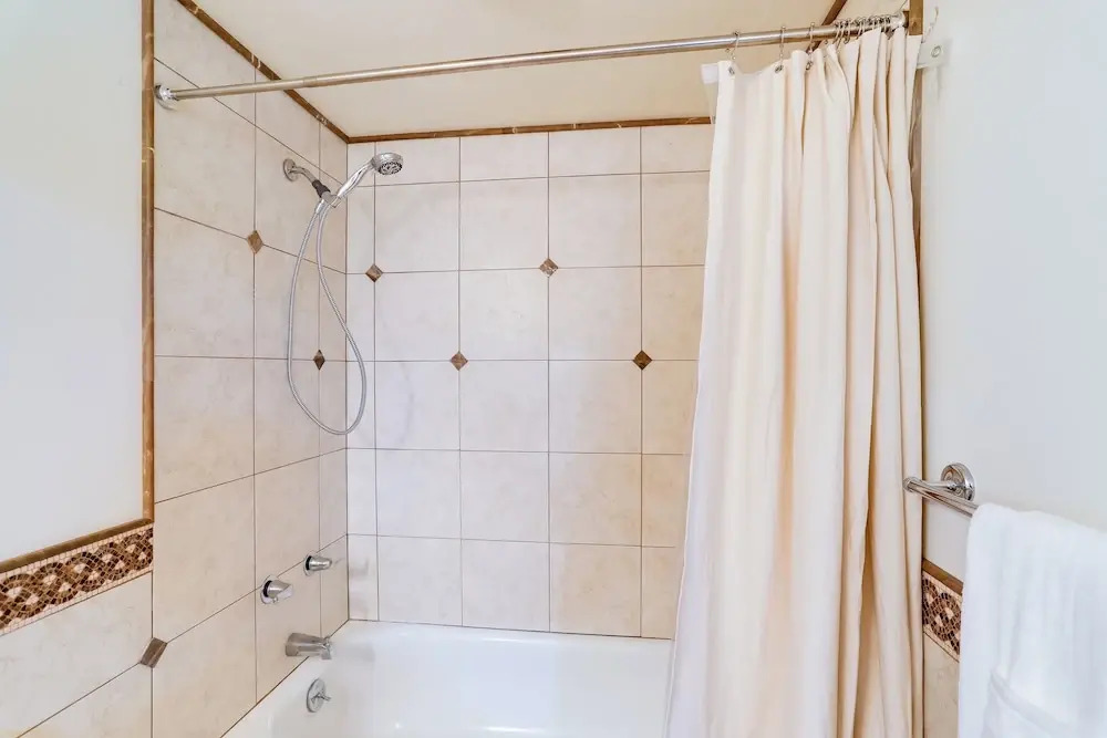 Redmond Vacation Rental ~ 16 Mi to Seattle!