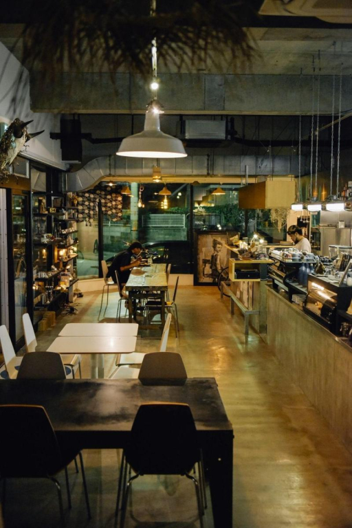 AIEN Coffee & Hostel