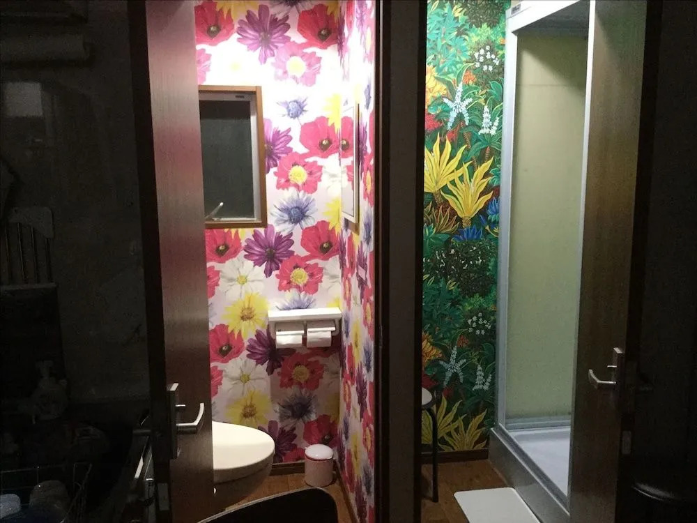 Poshtel Osaka 240