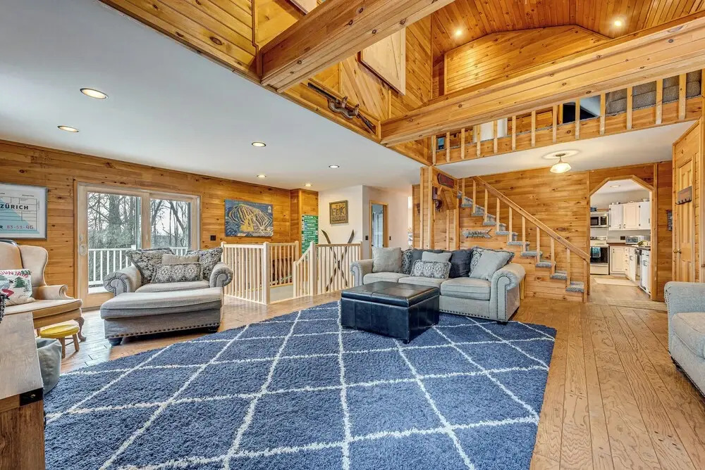 2 Mi to Elk Mountain: Poconos Escape on 11 Acres!