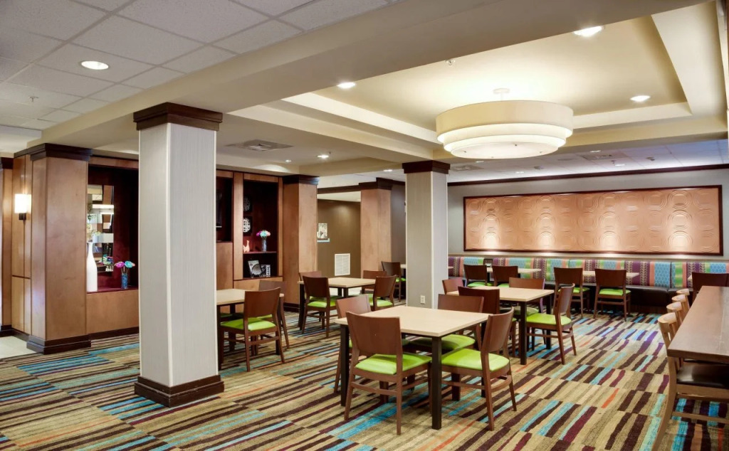 Fairfield Inn & Suites Lake City