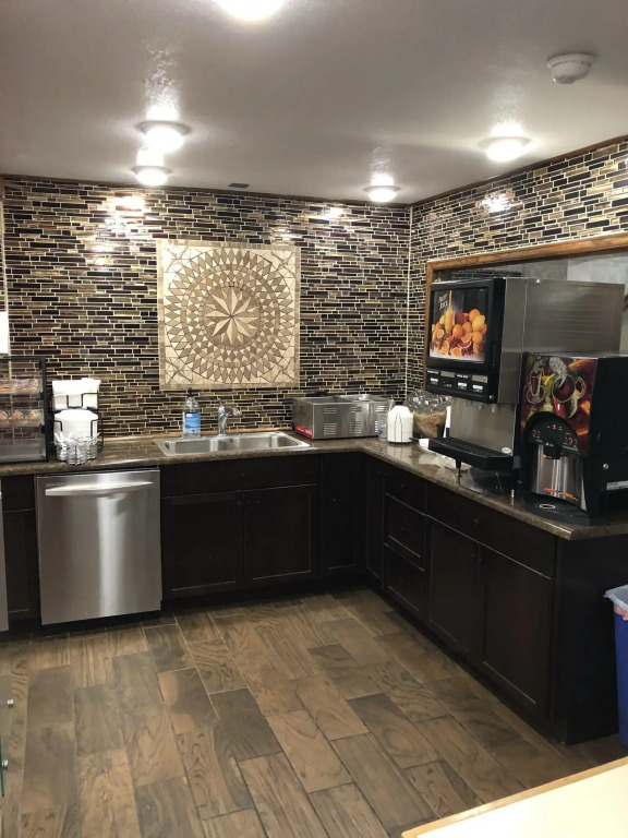 Americas Best Value Inn & Suites Sidney