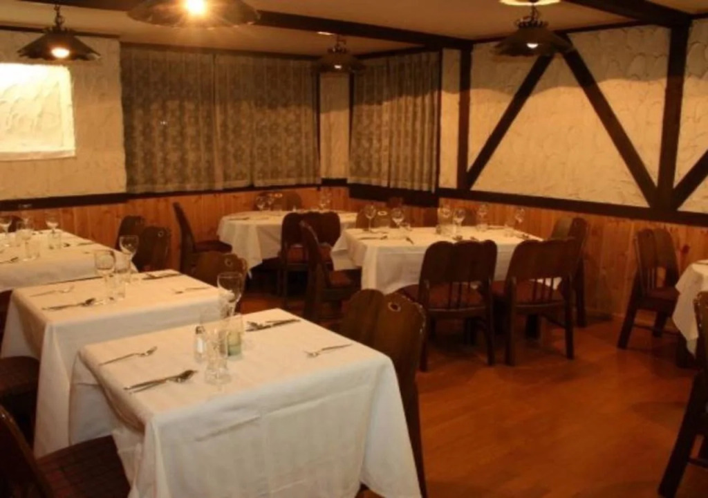 Alpine Lodge