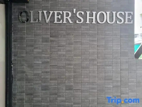 Olivers House in Kaset