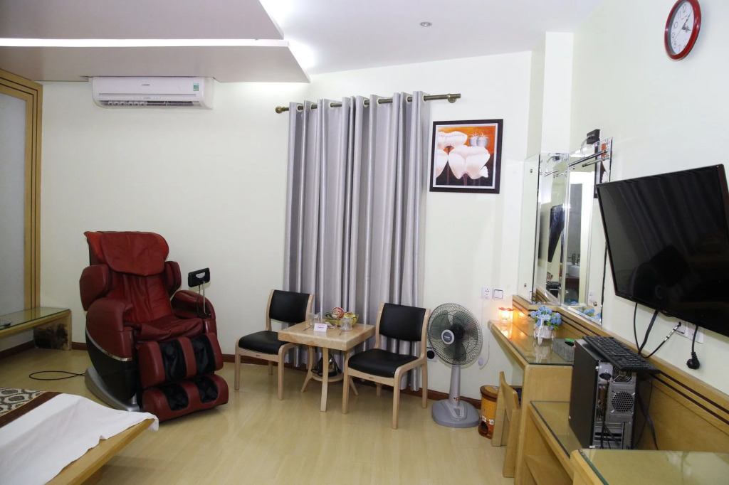 Nam Phong Hotel