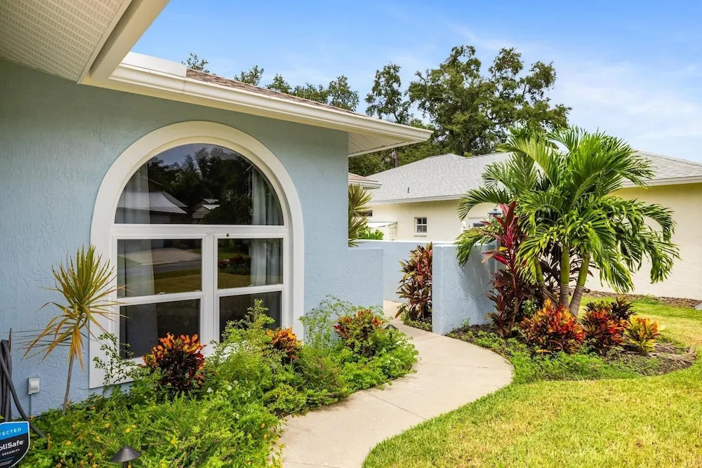 Modern Oasis 4 Bedroom Home