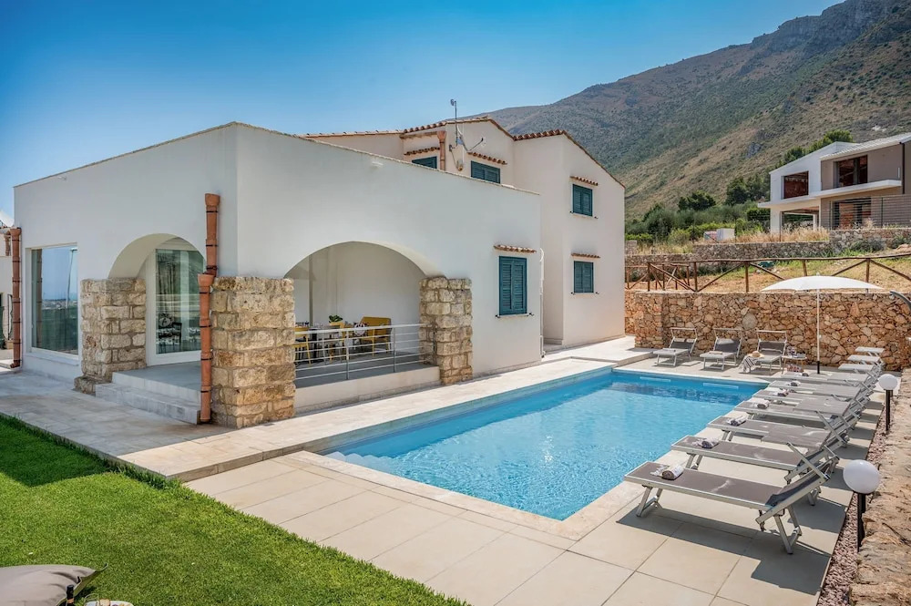 Villa Hemèra Luxury By Sicily Home Solutions