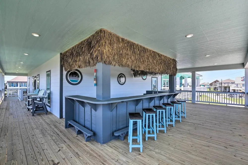 Steps to Coast: Bolivar Peninsula Beach House!