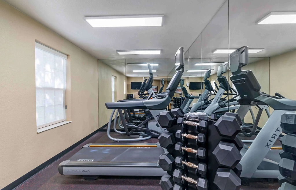 Extended Stay America Suites - Norfolk - Virginia Beach