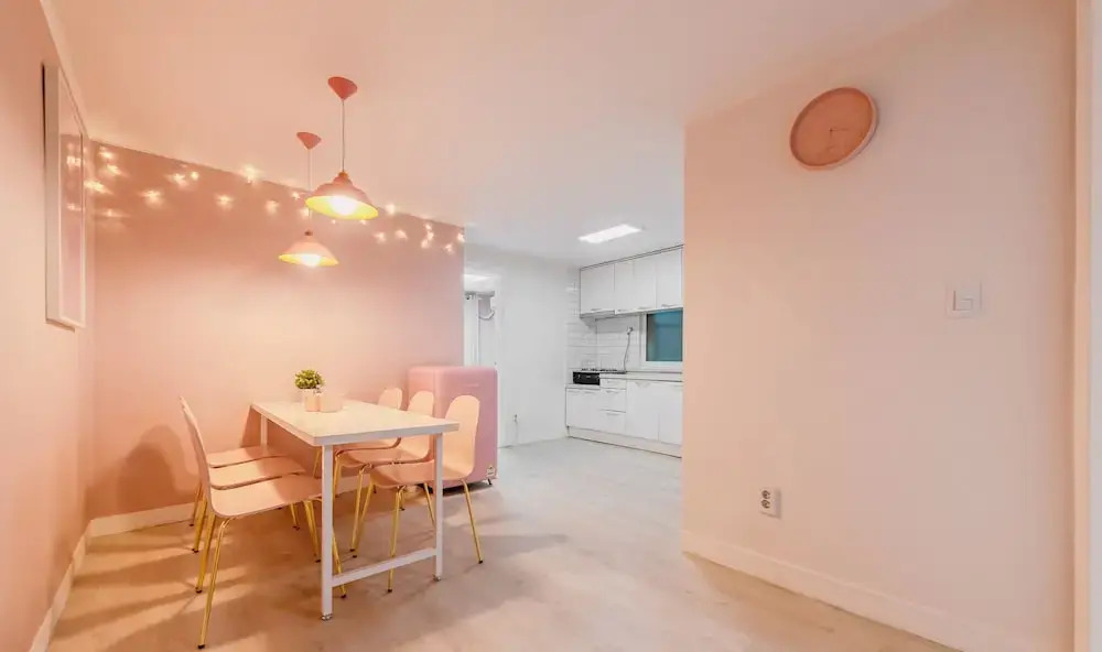 SeeU House Hongdae