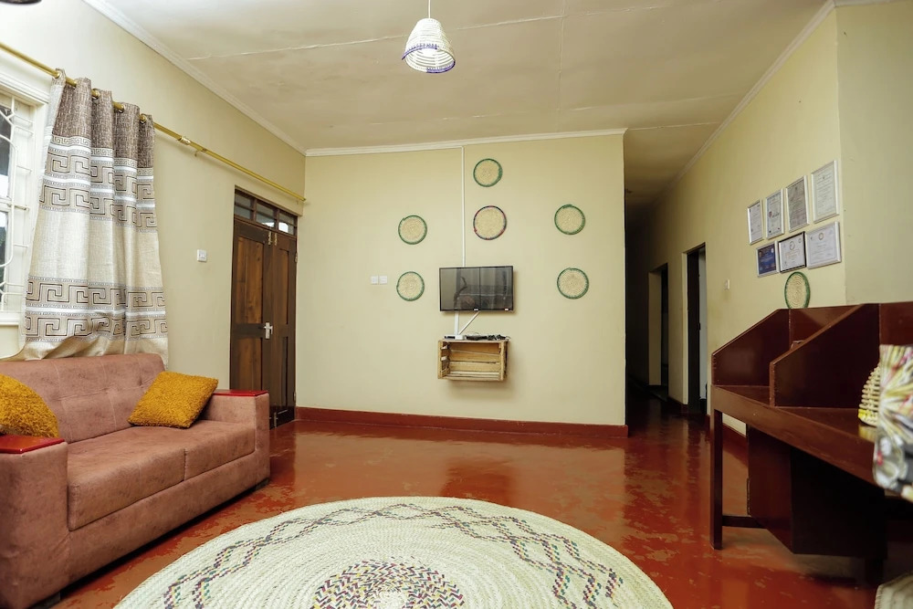 Janibichi Adventures hostel