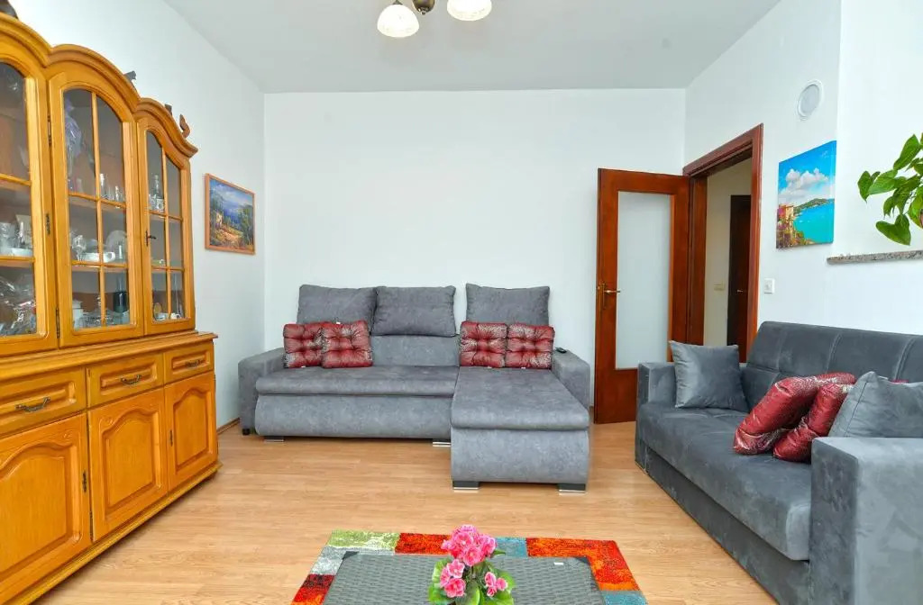 House Smiljana 2059
