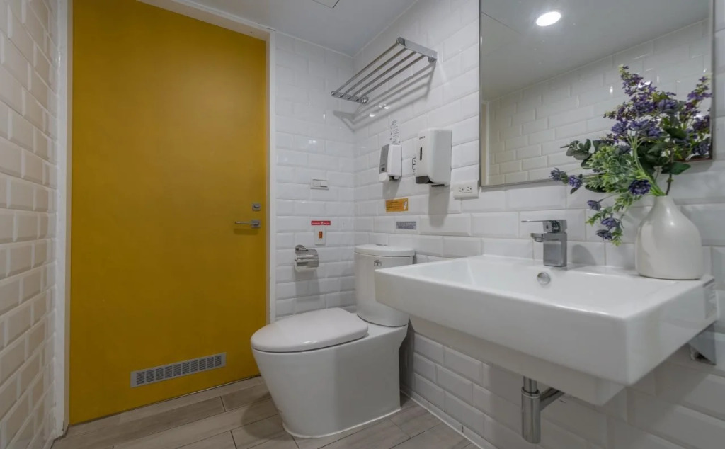 Bouti City Capsule Inn - Hostel